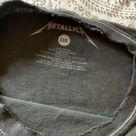 Metallica graphic T-shirt - Picture 2 of 2